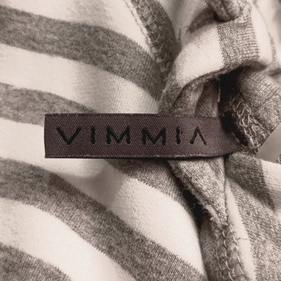 Cris Cross Open Back Performance Stripped Hoodie by Vimmia - Picture 8 of 12